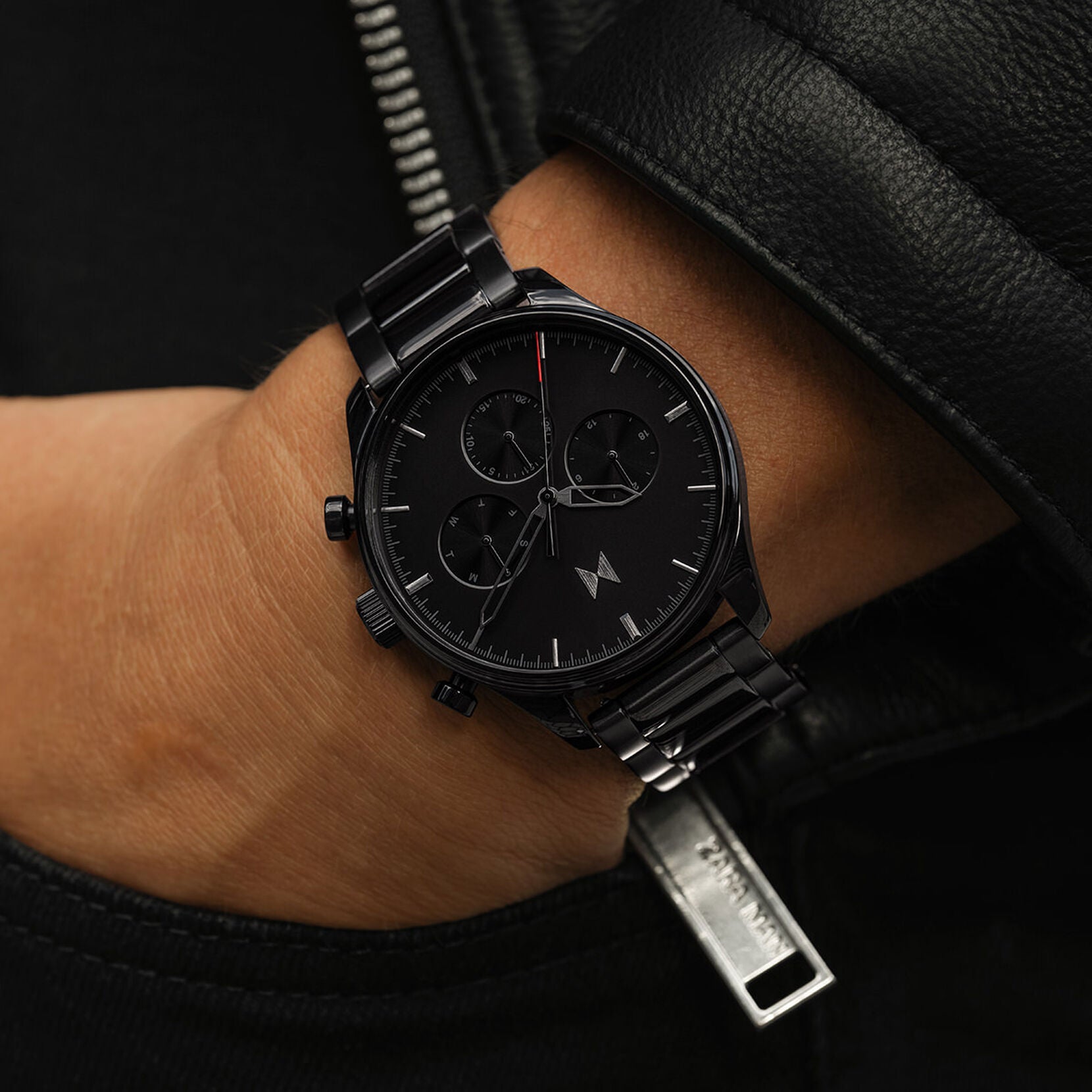 Airhawk | Stealth Black | 42MM - image 5