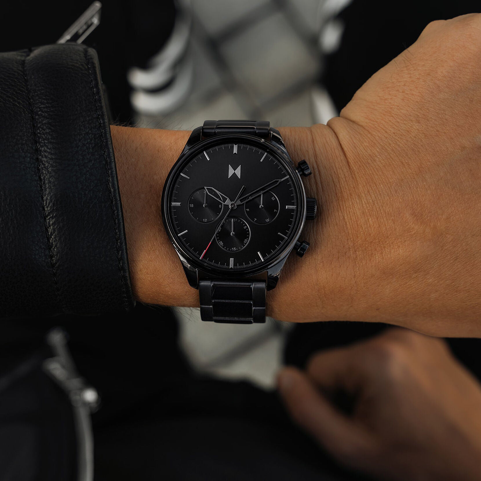 Airhawk | Stealth Black | 42MM - image 7