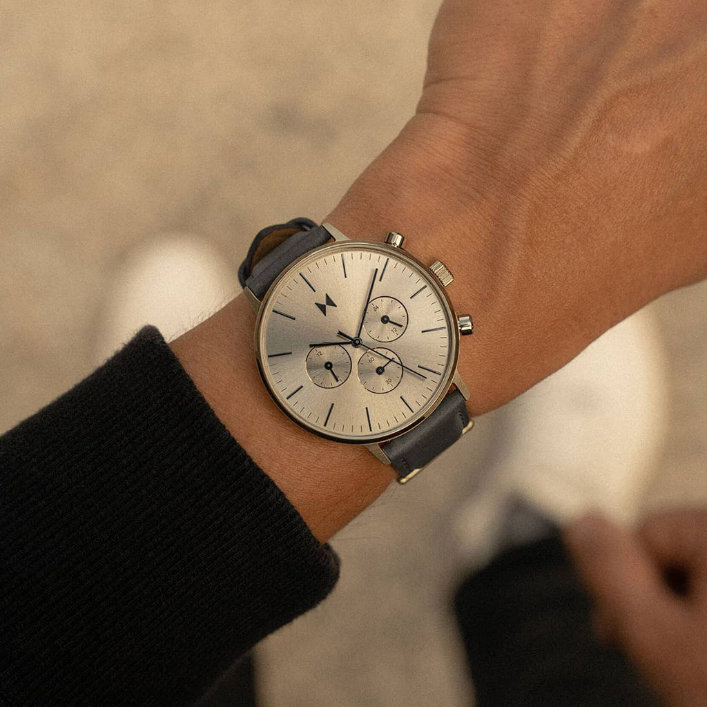Legacy Traveler | Cloudbreak | 42MM - image 5
