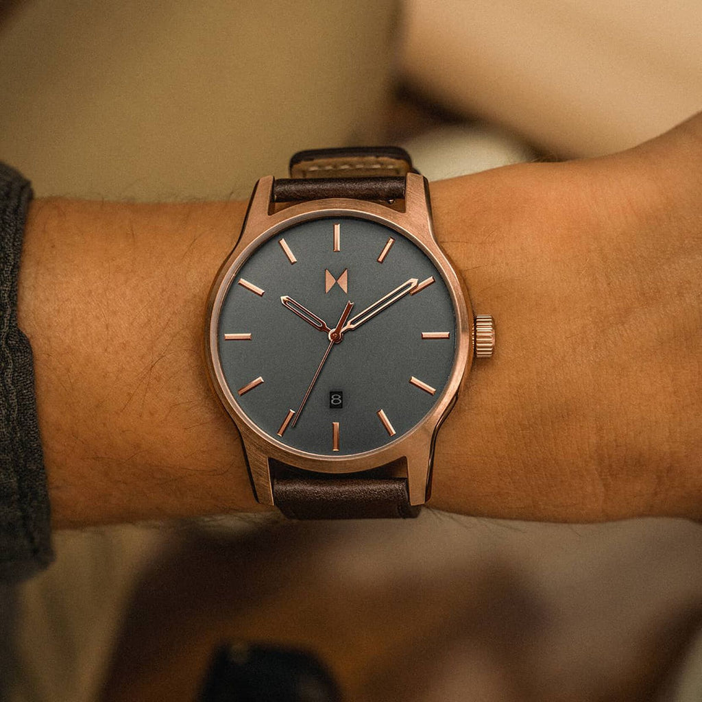 Classic II | Grizzly Brown | 44MM - image 8