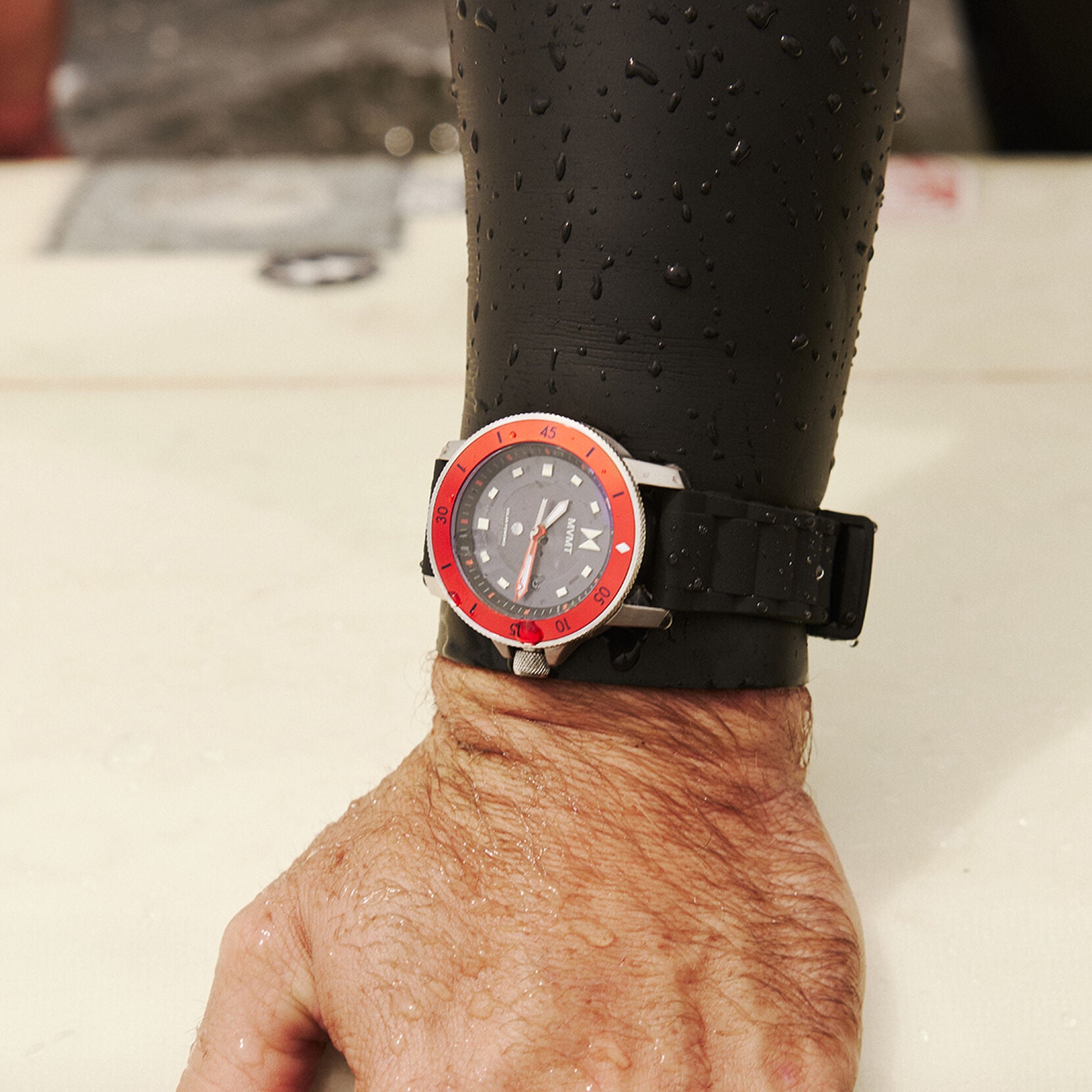 Cali Diver Solar | Nautical Red | 42MM - image 6