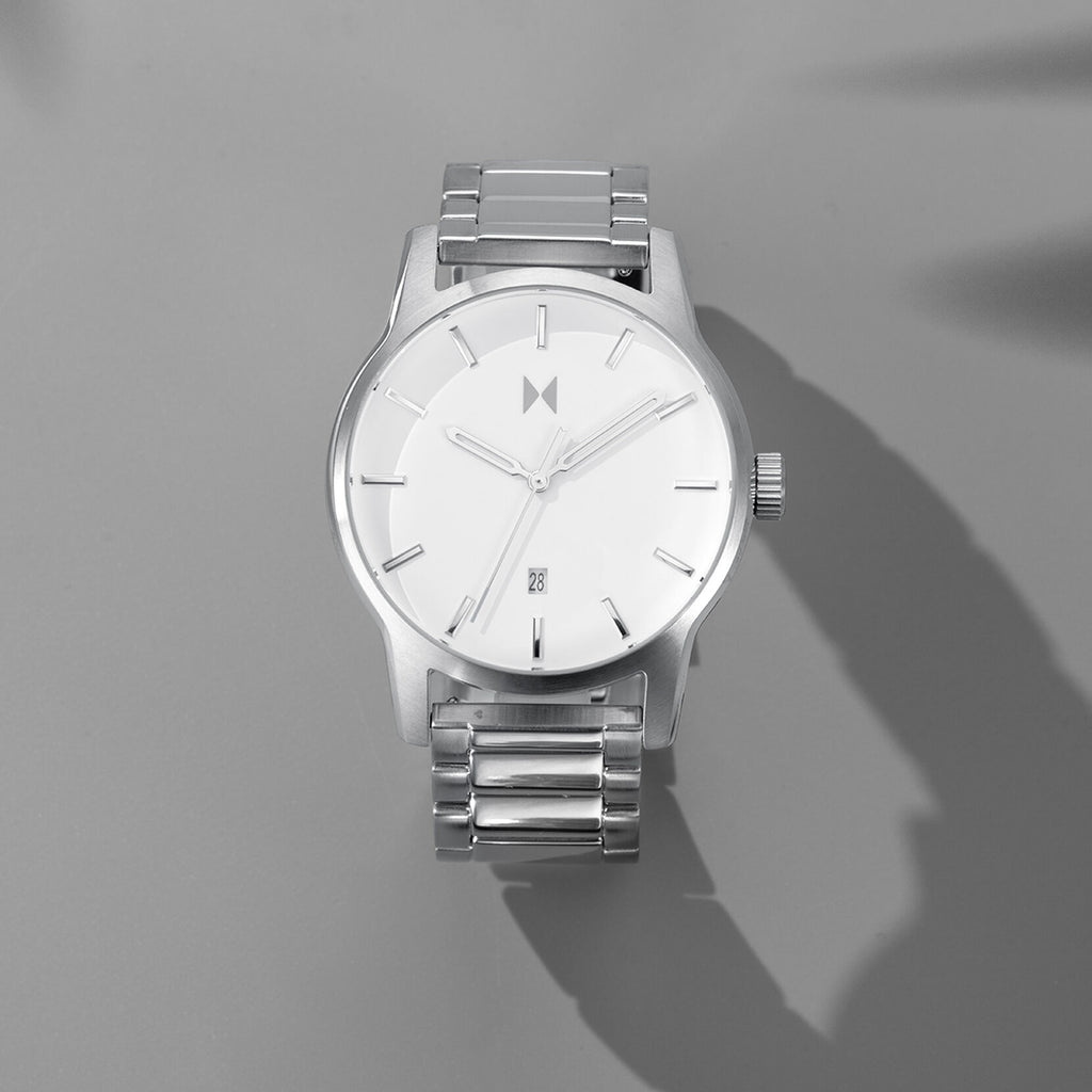 Classic II | Moon Silver | 44MM - image 5