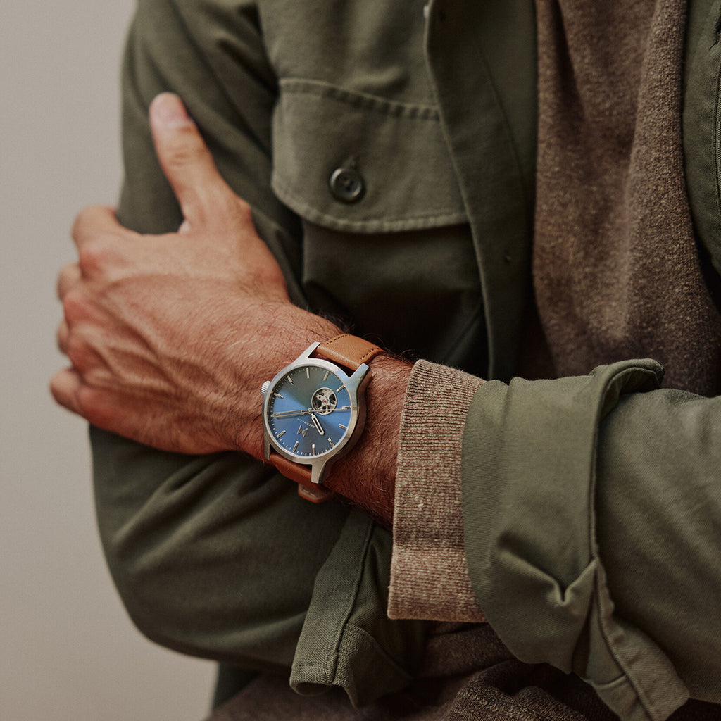 Classic II Automatic | Pacific Slate | 44MM - image 6