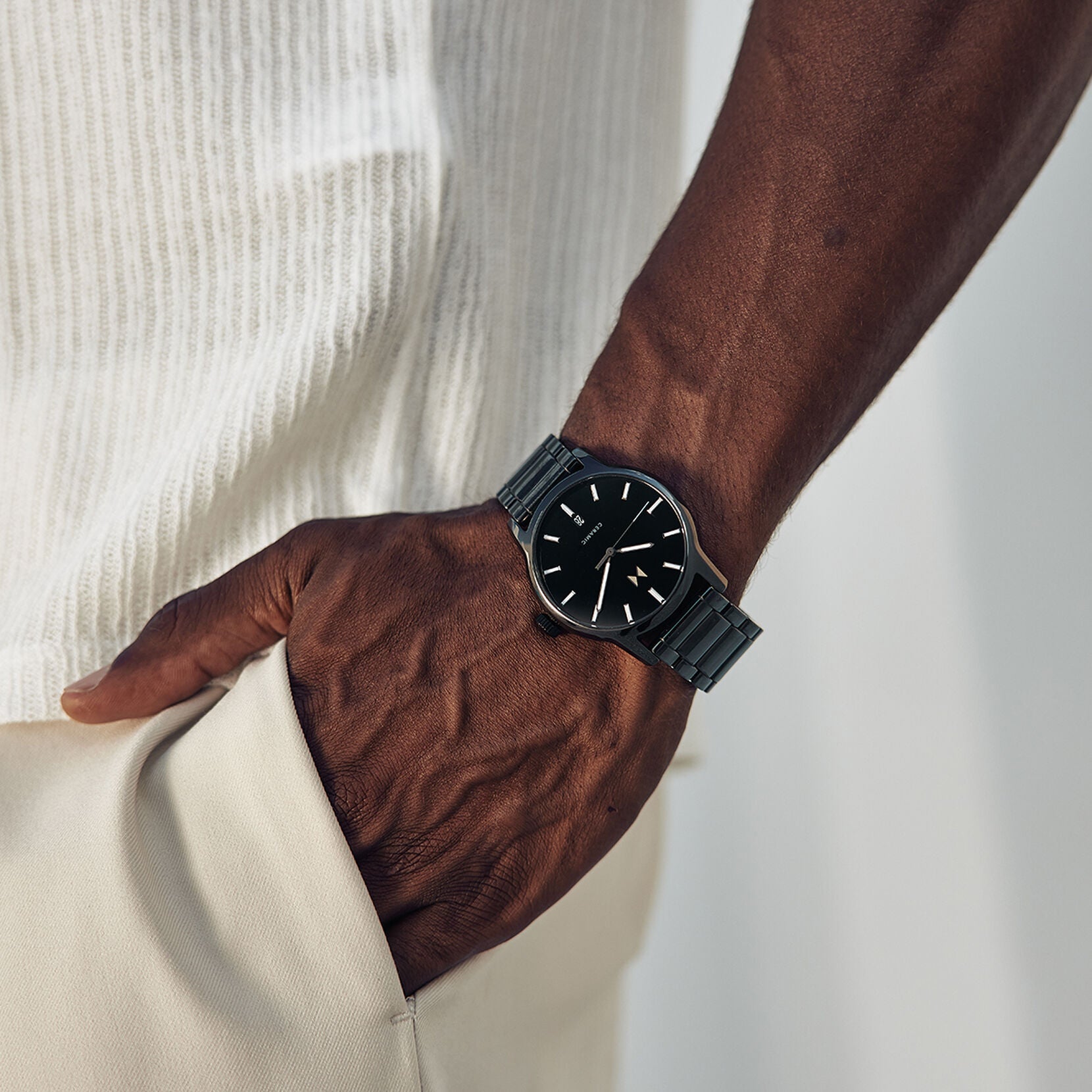 Classic II Ceramic | Gloss Black | 44MM - image 5