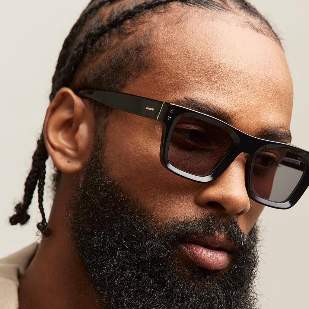 Vista Square Sunglasses | Black Frame + Grey Lens | Polarized - image 4