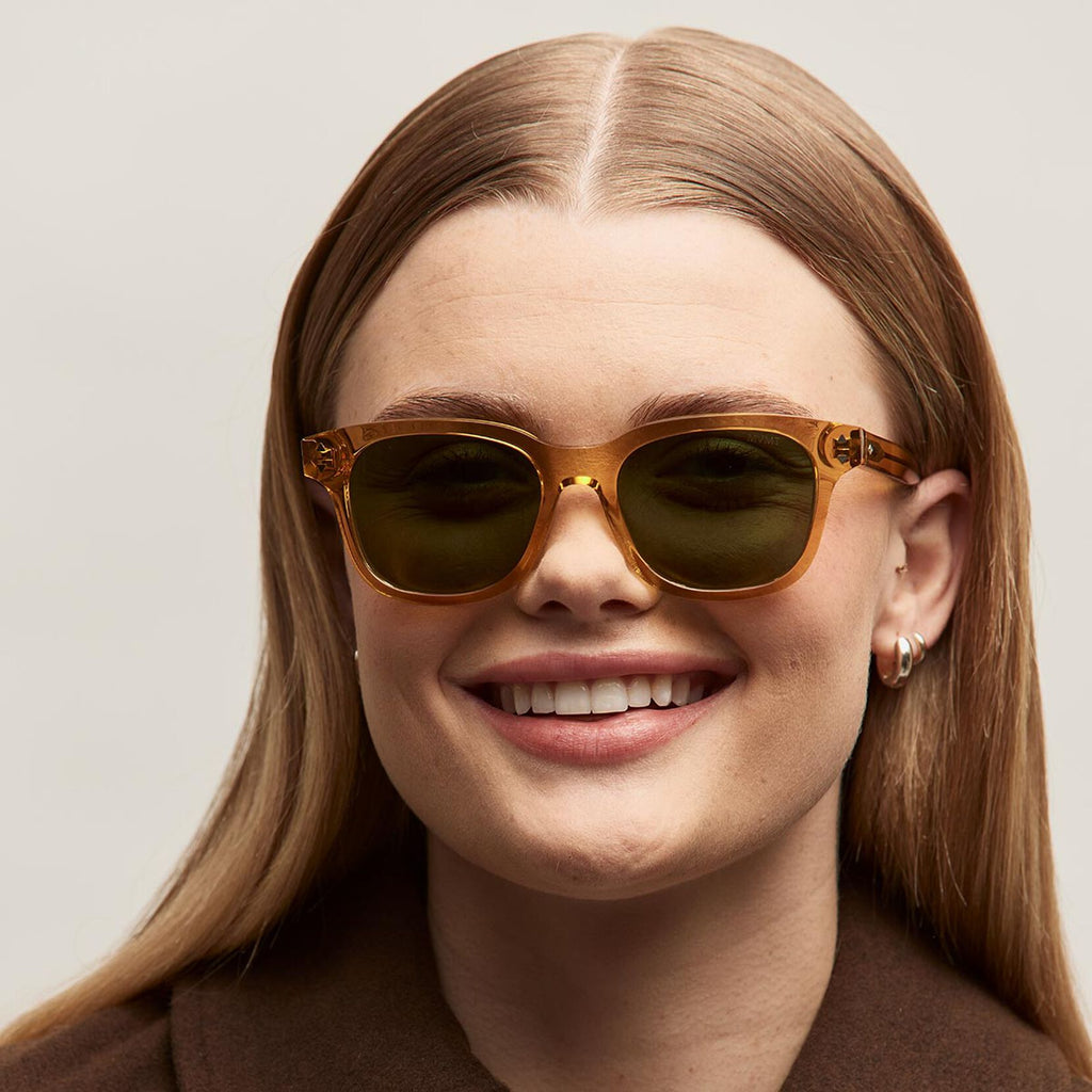 Malibu Round Sunglasses | Transparent Honey Frame + Green Lens | Non-Polarized - image 6